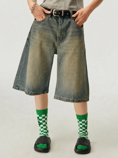 Men's checkered green crocodile streetwear crew socks front view